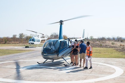 12-15 minutters Scenic Helicopter Flights over Victoria Falls