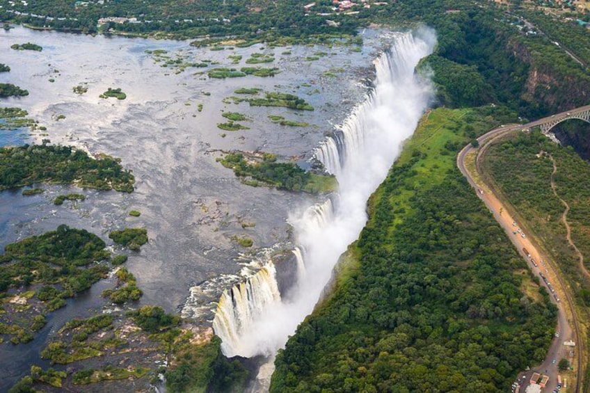 25-30 Minutes Game Flight over the Victoria Falls