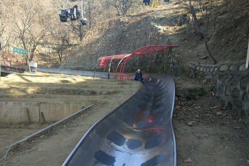 Toboggan Slide down from the Great Wall