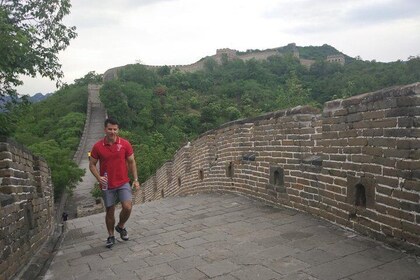All-Inclusive Private Beijing Stopover Tour to Mutianyu Great Wall