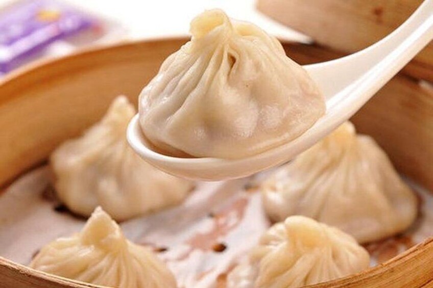 famous nanxiang soup dumplings