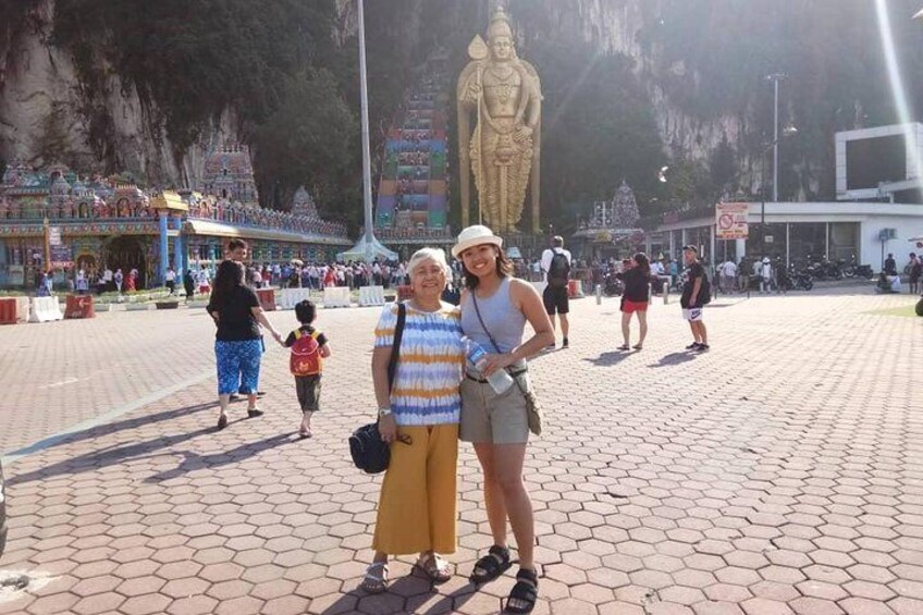 Final Day : Departure Transfer with Malaysia Countryside & Batu Caves Tour