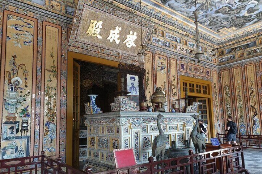 Thien Dinh palace- Khai Dinh Tomb