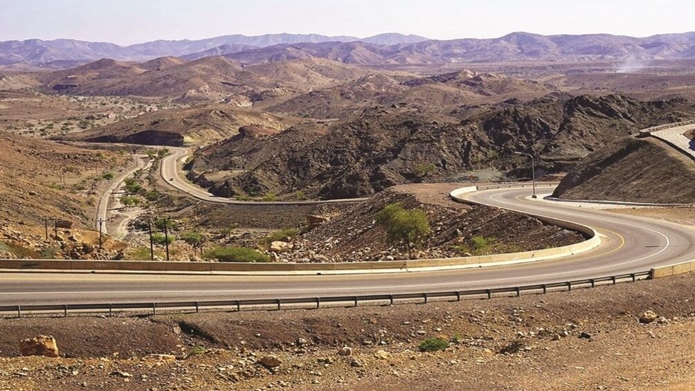 Wadi Al Abyadh full day tour
