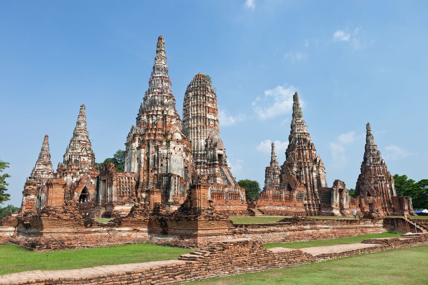 Ayutthaya Ancient Capital with River Cruise, Lunch & Palace