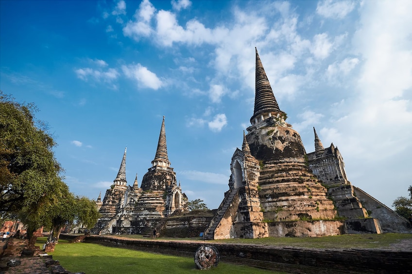 Ayutthaya Ancient Capital with River Cruise, Lunch & Palace