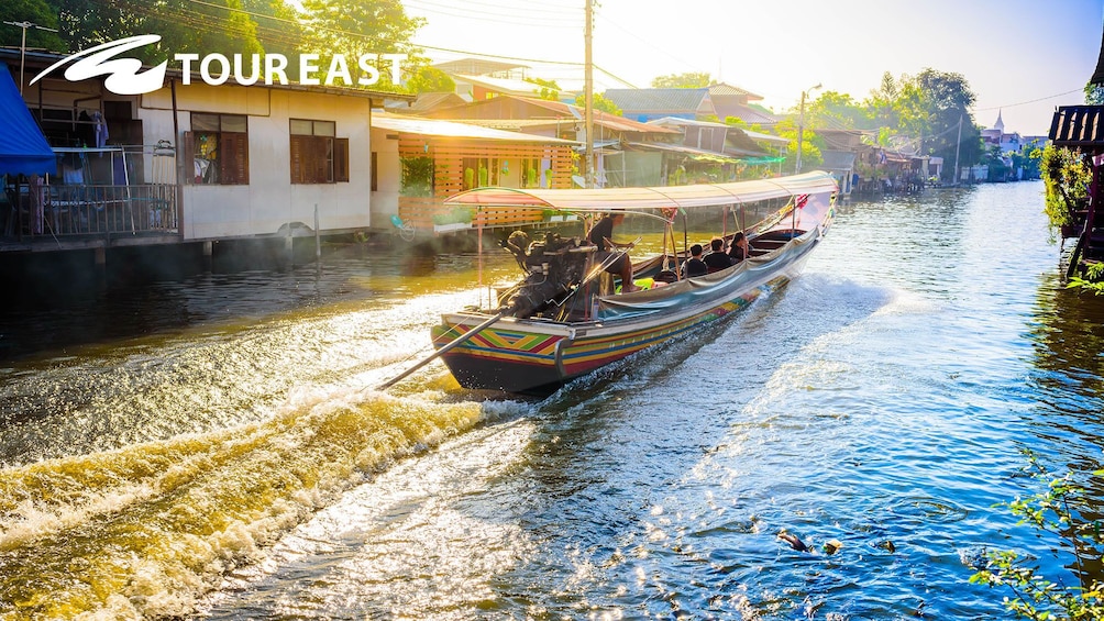 Floating Market Tour with Long-Tail Speedboat Ride