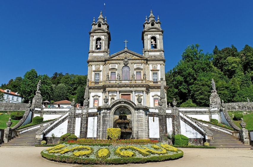 Braga & GuimarÃ£es Full-Day Tour with Lunch