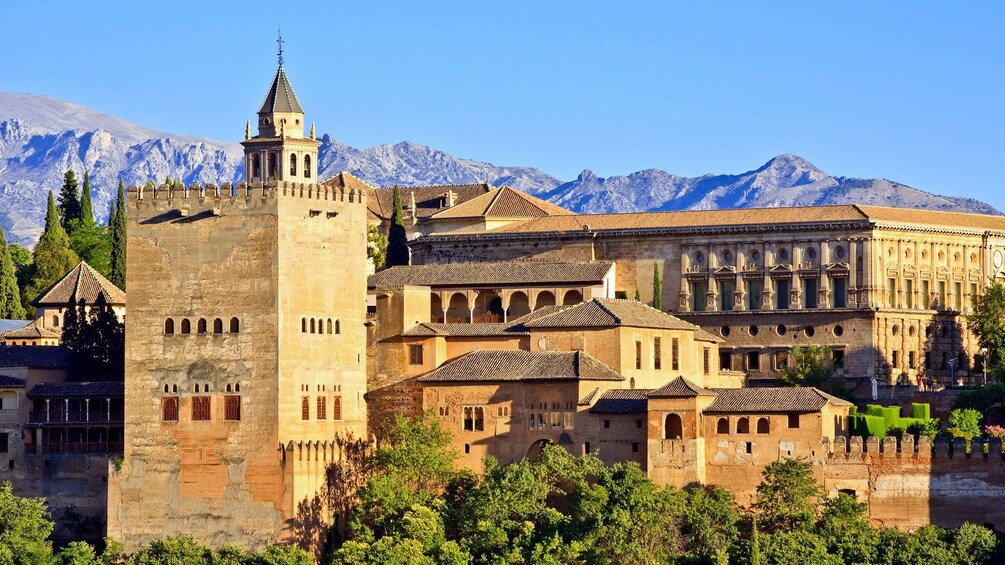 fortified historical establishments in Granada