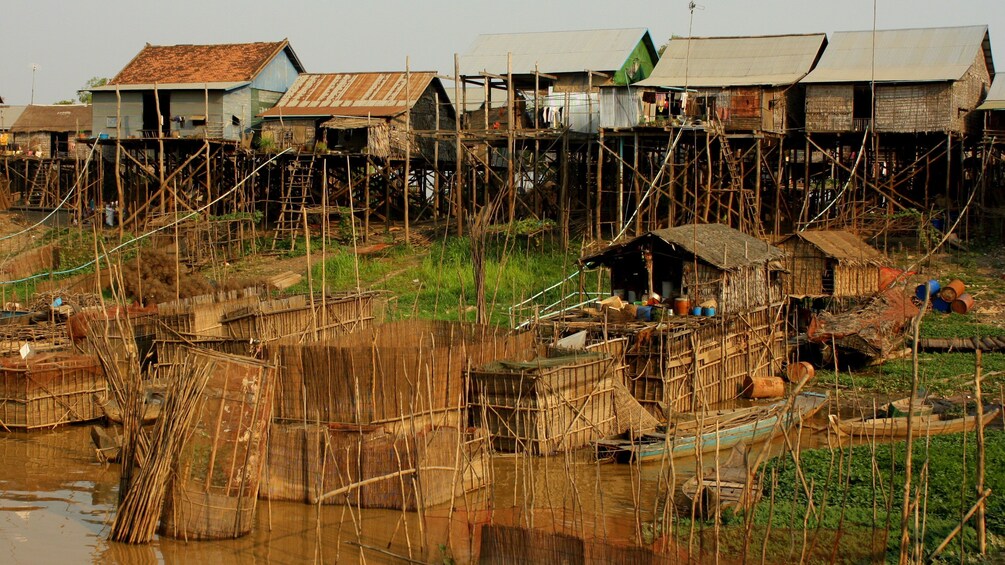 Serene view of the Khleang Floating Village in Siem Reap 