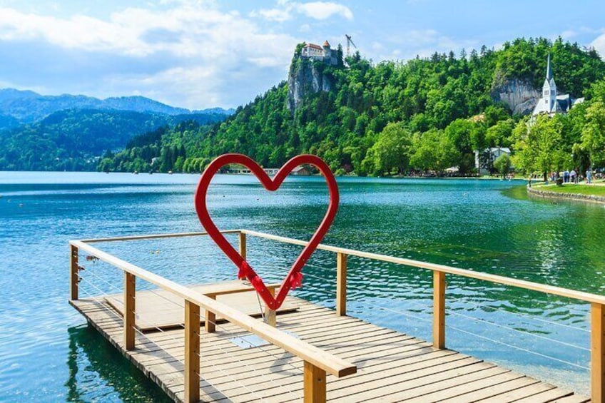 Highlights of Slovenia - Postojna & Bled (Tickets included)