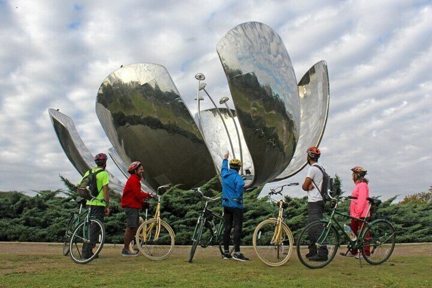 Palermo and Recoleta Green Bike Tour