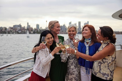 Middagskryssning vid solnedgången i Sydney Harbour