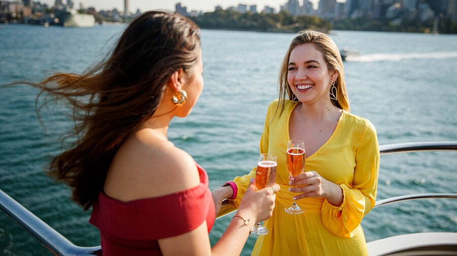 Sydney Harbour Cruise with High Tea at Sea