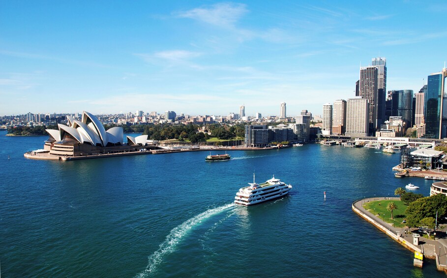 Sydney Harbour Cruise with High Tea at Sea