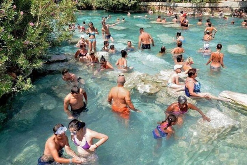 kleopatra swimming pool
