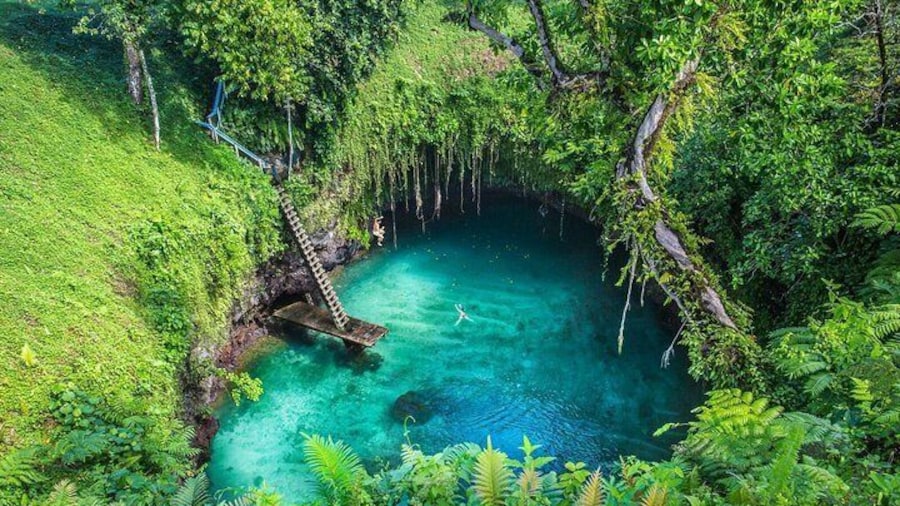 To Sua Ocean Trench