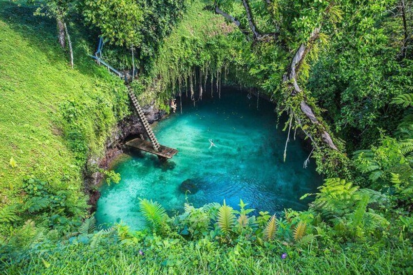 To Sua Ocean Trench