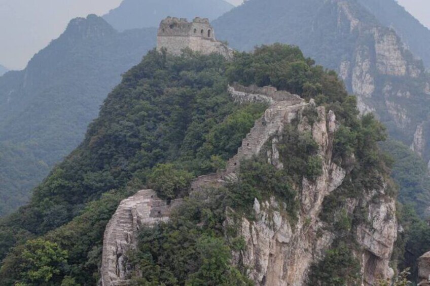 Private trip to Great Wall Hiking from Jiankou to Mutianyu By English Driver