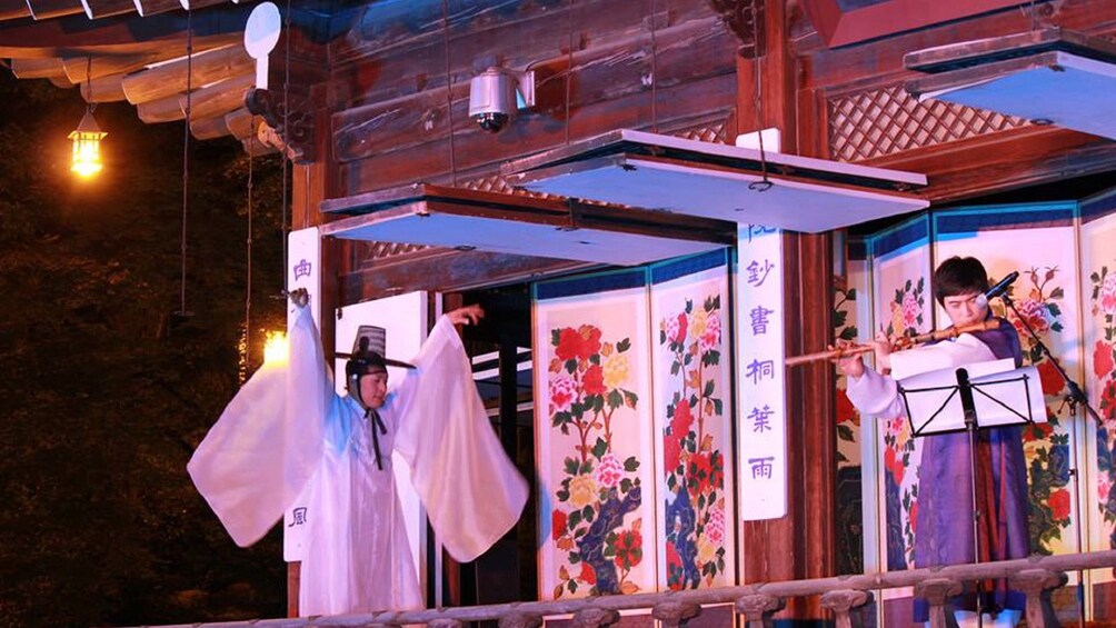 Show item 4 of 5. Impressive performance at the Korea House in Seoul