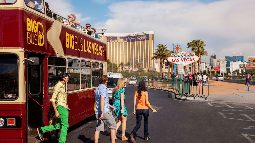 Las Vegas Hop-On Hop-Off Big Bus Tour