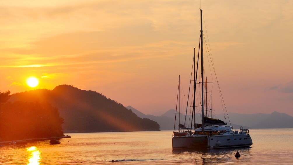 Anchored boat at the beach in Dubrovnik