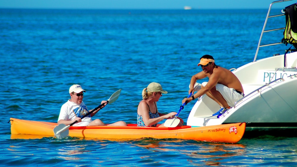 Couple learning to kayak at Key West
