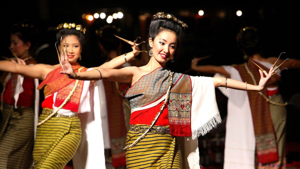 Performers in dinner show in Chiang Mai