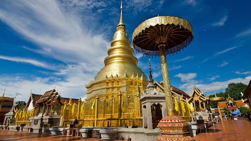 Antike Lamphun & Hariphunchai Tour