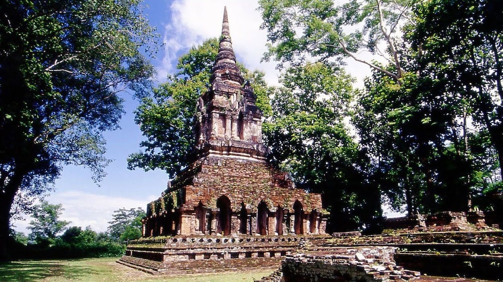 temple in chiang rai