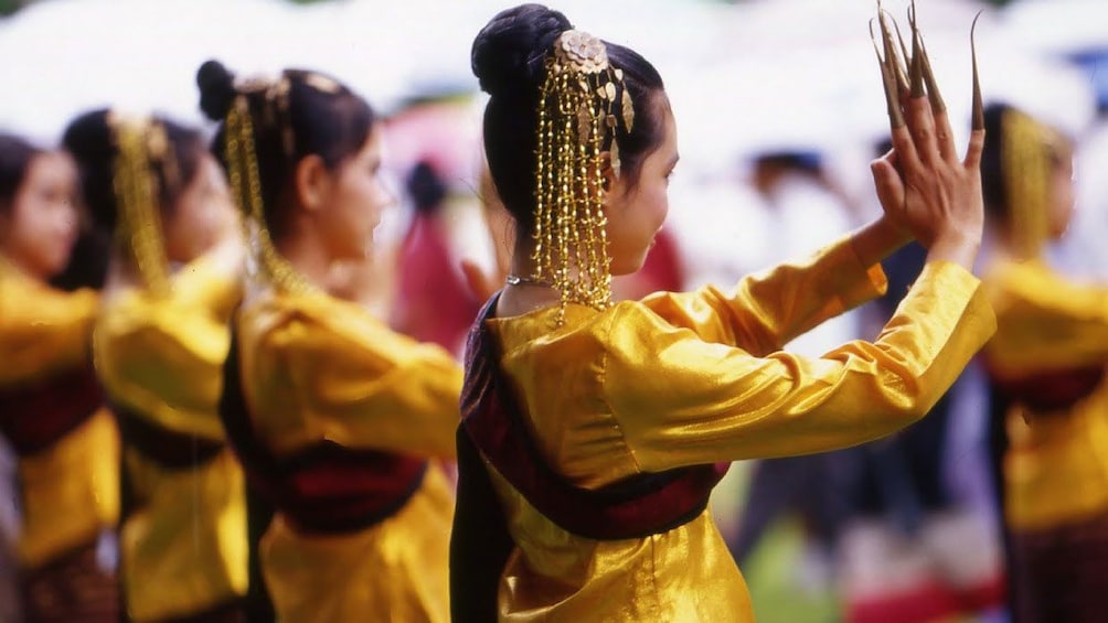 Dancers in Chiang Rai