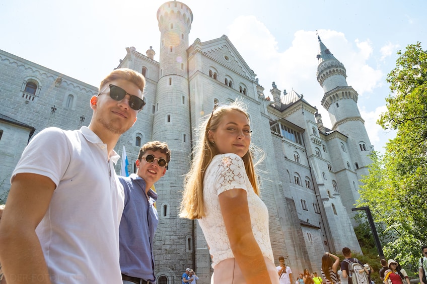 Royal Castles-Fast track Neuschwanstein & Linderhof Palace