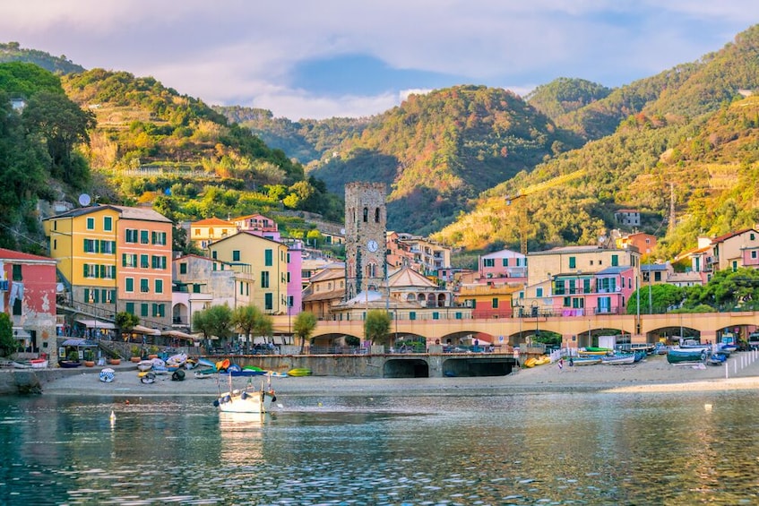 La Spezia Shore Excursion: Cinque Terre & Limoncino tasting