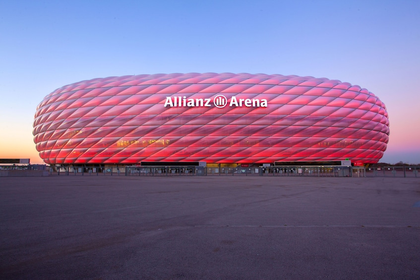 FC Bayern Tour & small sightseeing tour