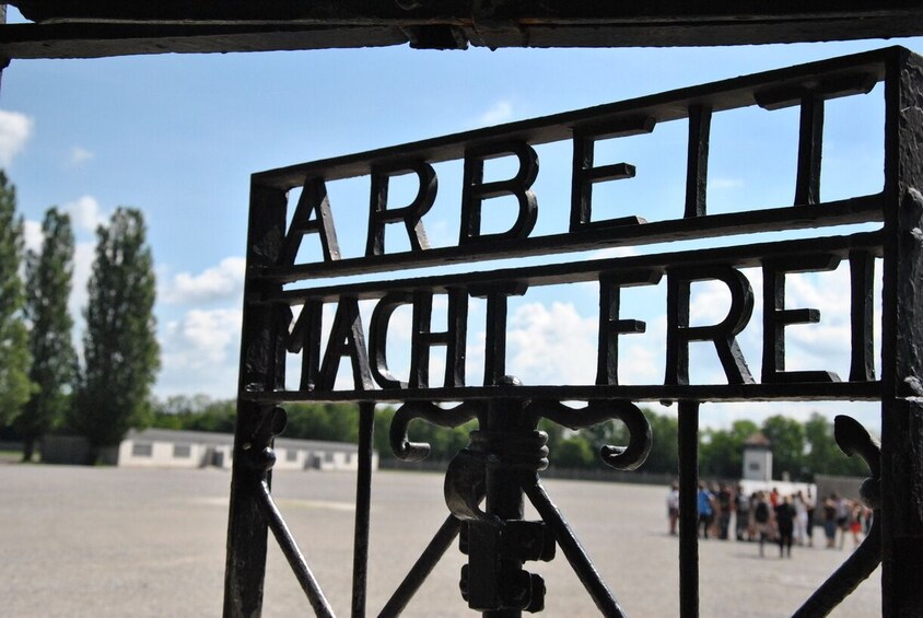 Dachau Memorial Site Half-Day Walking Tour
