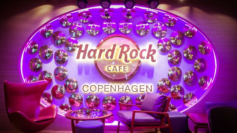Hard Rock Cafe Copenhagen Dining with Priority Seating