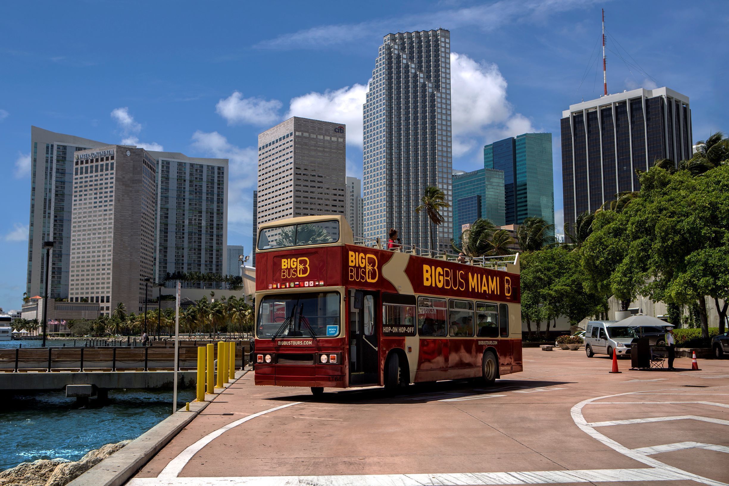 tour in miami by bus