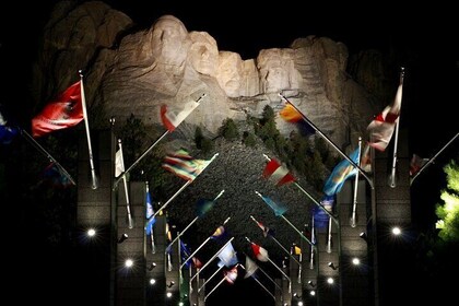 Stars & Stripes: Mount Rushmore Night Ceremony