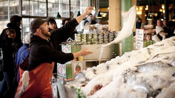 Food and Cultural Tour of Pike Place Market
