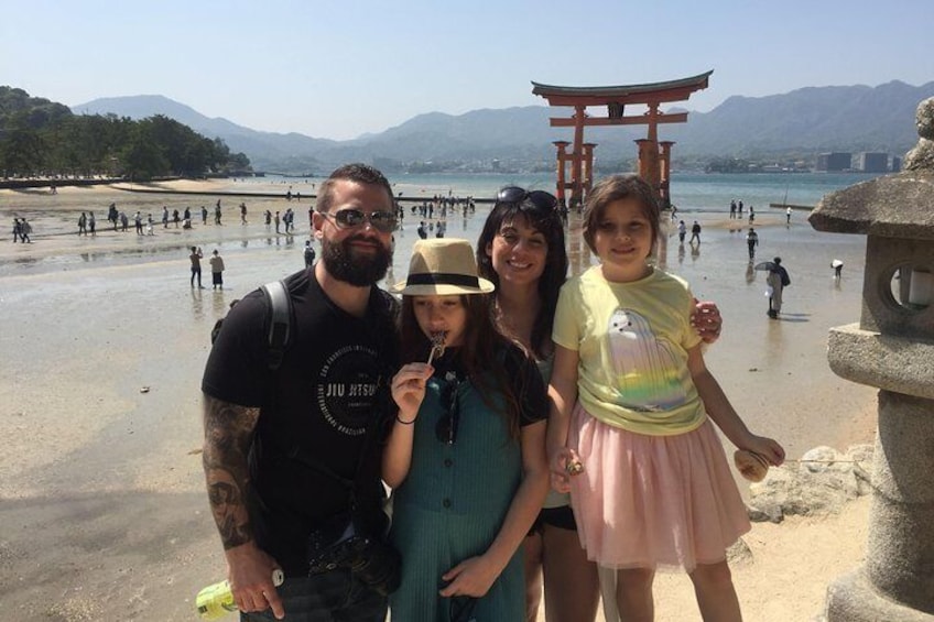 Hiroshima / Miyajima Full-day Private Tour with Government Licensed Guide