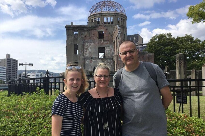 Hiroshima / Miyajima Full-day Private Tour with Government Licensed Guide