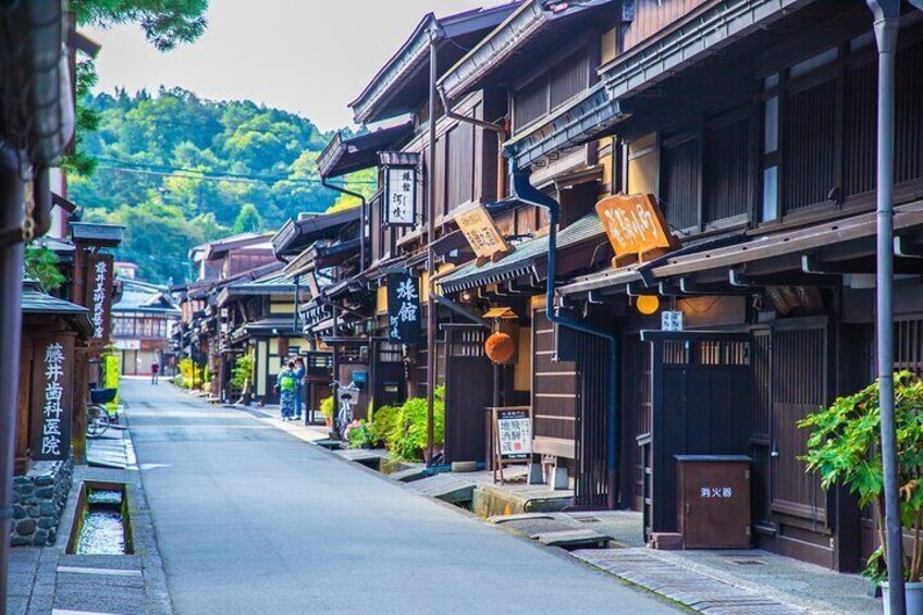 Nagoya: Hida Takayama & World Heritage Shirakawa-go 1Day Bus Tour
