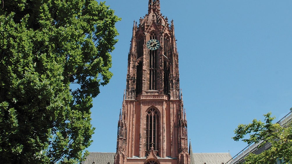 Foto 4 von 5 laden clock tower in Frankfurt