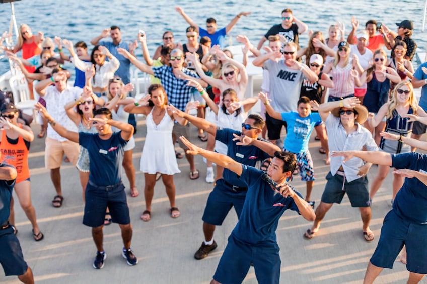 Los Cabos Sunset Dinner Cruise with Open Bar