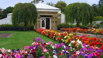 Grand Hobart Tour with Optional Bonorong Wildlife Sanctuary