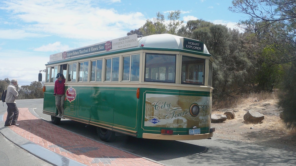 Grayline tour of Hobart