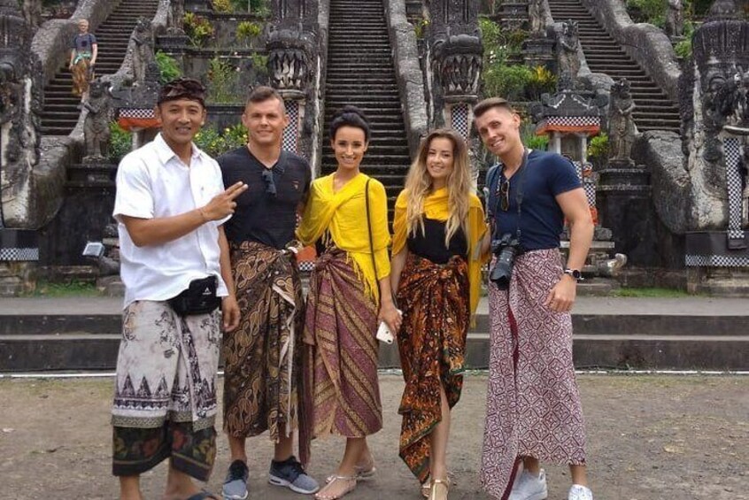 Private Full-Day Tour Lempuyang temple Combination Tirta Gangga & Virgin Beach