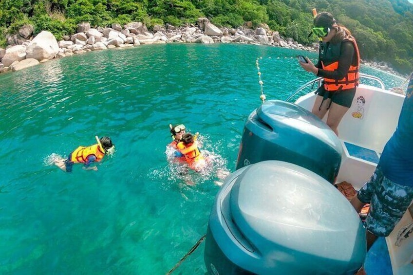 Angthong National Marine Park ( 42 islands ) by Speed Boat