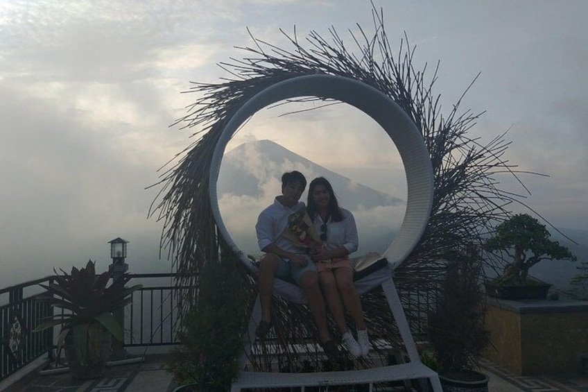 Poto spot wirh Agung volcano view
