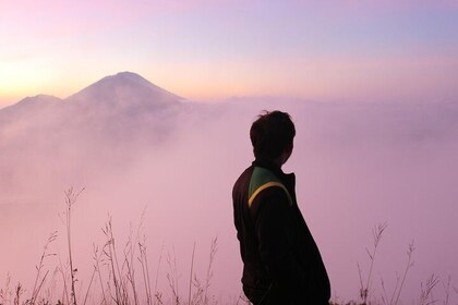 Batur hiking and hot spring relaxation